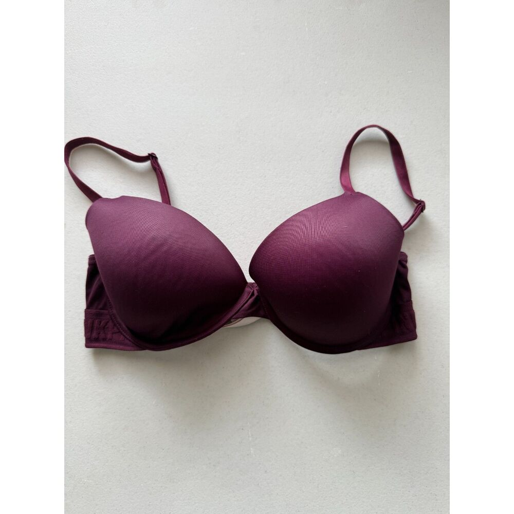 VS PINK Wear Everywhere T-Shirt Bra 36C Lightly Lined Underwire Burgundy Logo